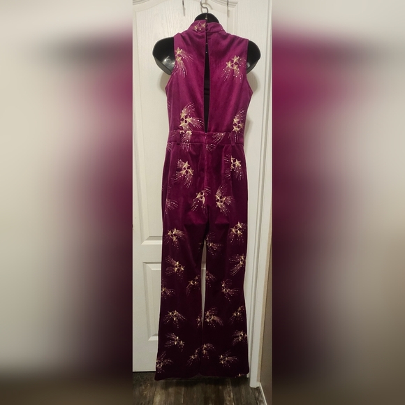 Nasty Gal Purple Velvet Jumpsuit with Gold Floral Design Size 6 EUC - Picture 6 of 10